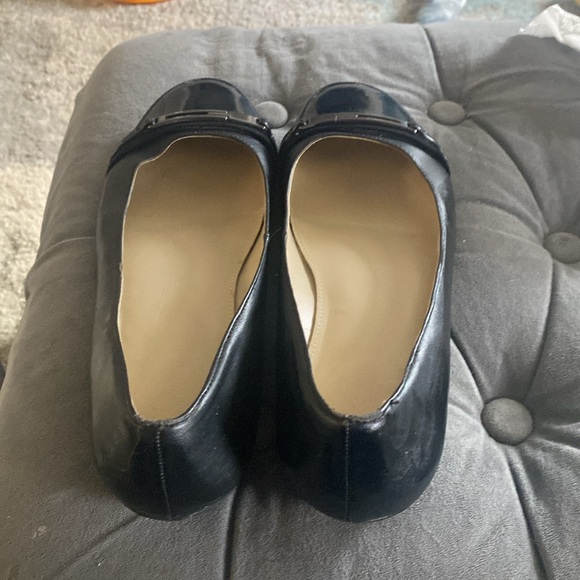 Naturalizer patent leather black flats with silver buckle - Picture 11 of 11